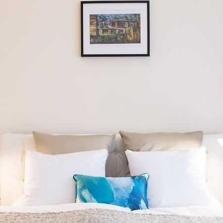 Ultra Central Large Home With Ac And Balcony Budapest Esterno foto